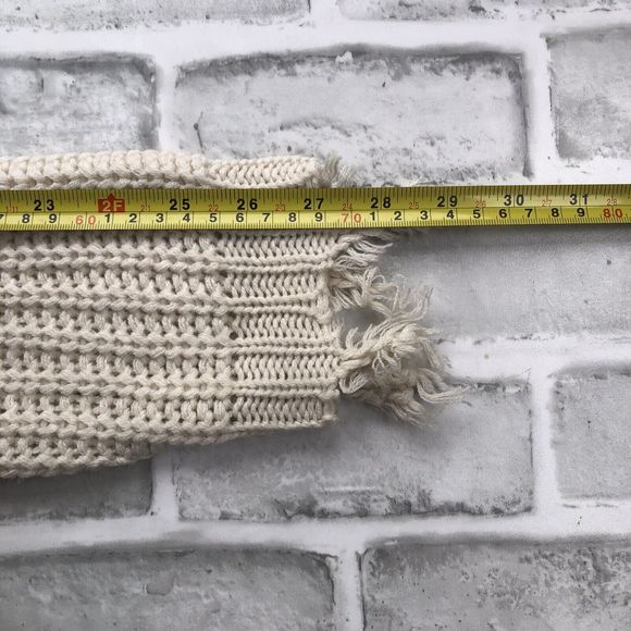 Young Fabulous & Broke Chunky Knit Distressed Raw Hem Oversized Sweater Size S/M - Picture 10 of 13